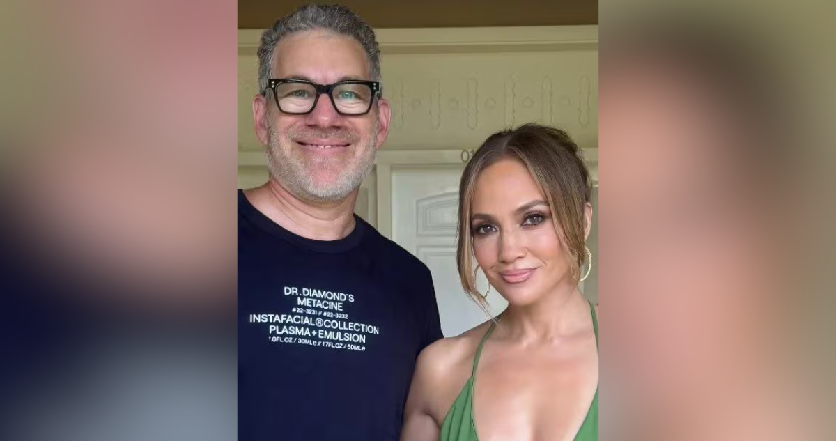 https://www.hola.com/actualidad/20250514831973/jennifer-lopez-accidente-nariz-ensayos-american-music-awards-fotos/